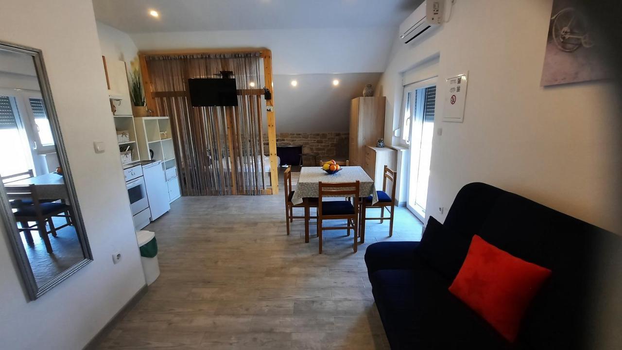 Apartmani Goga Skradin Extérieur photo